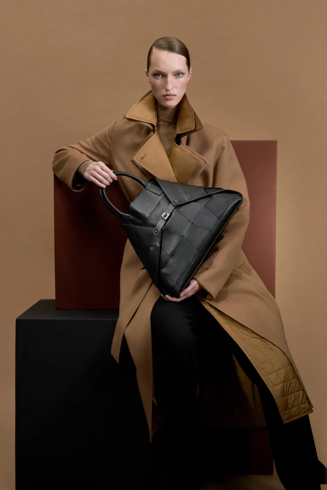 Luxurious 100% Cashmere Trench Wrap Coat - Elegant Outerwear for Ultimate Warmth and Style