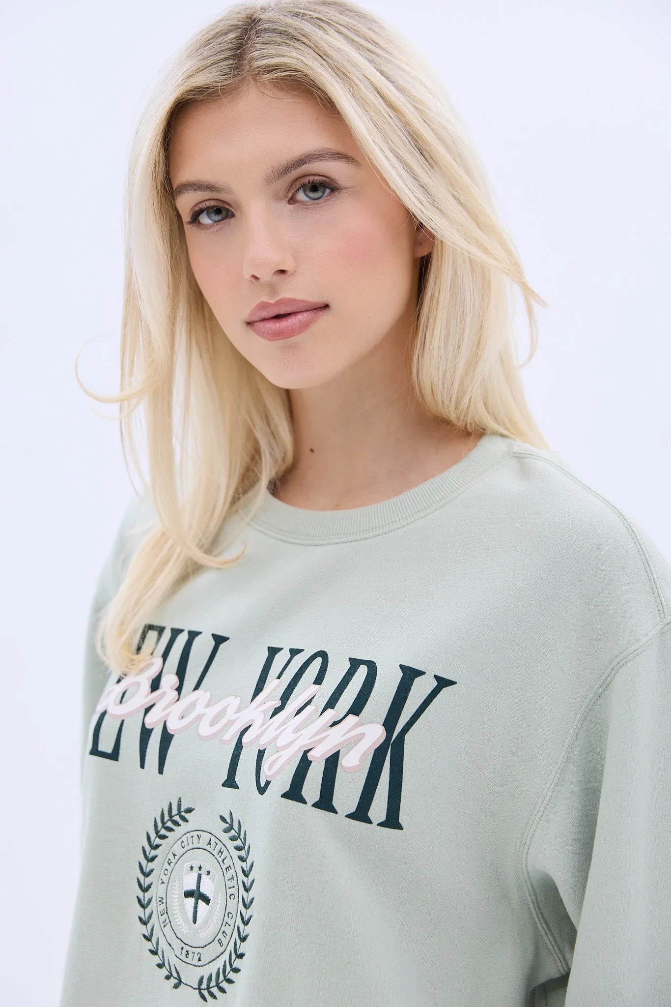 AERO Crew Neck Oversized Sweatshirt