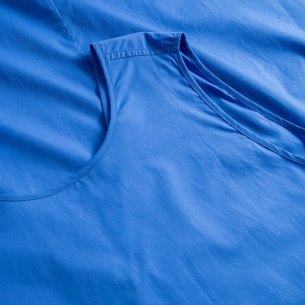 Dee dress in timeless and beautiful design / 100010 - Bright Blue