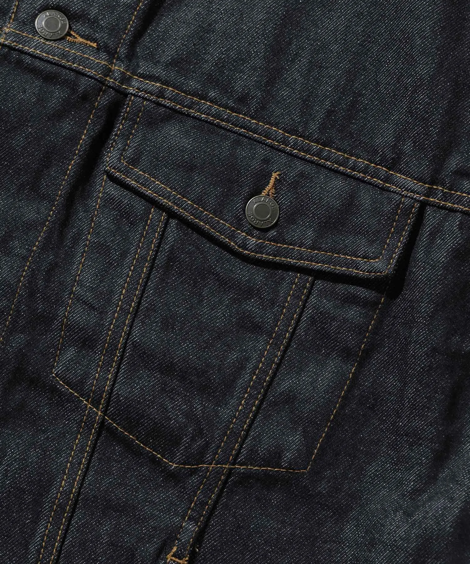 Durable Denim Work Jacket for Everyday Wear