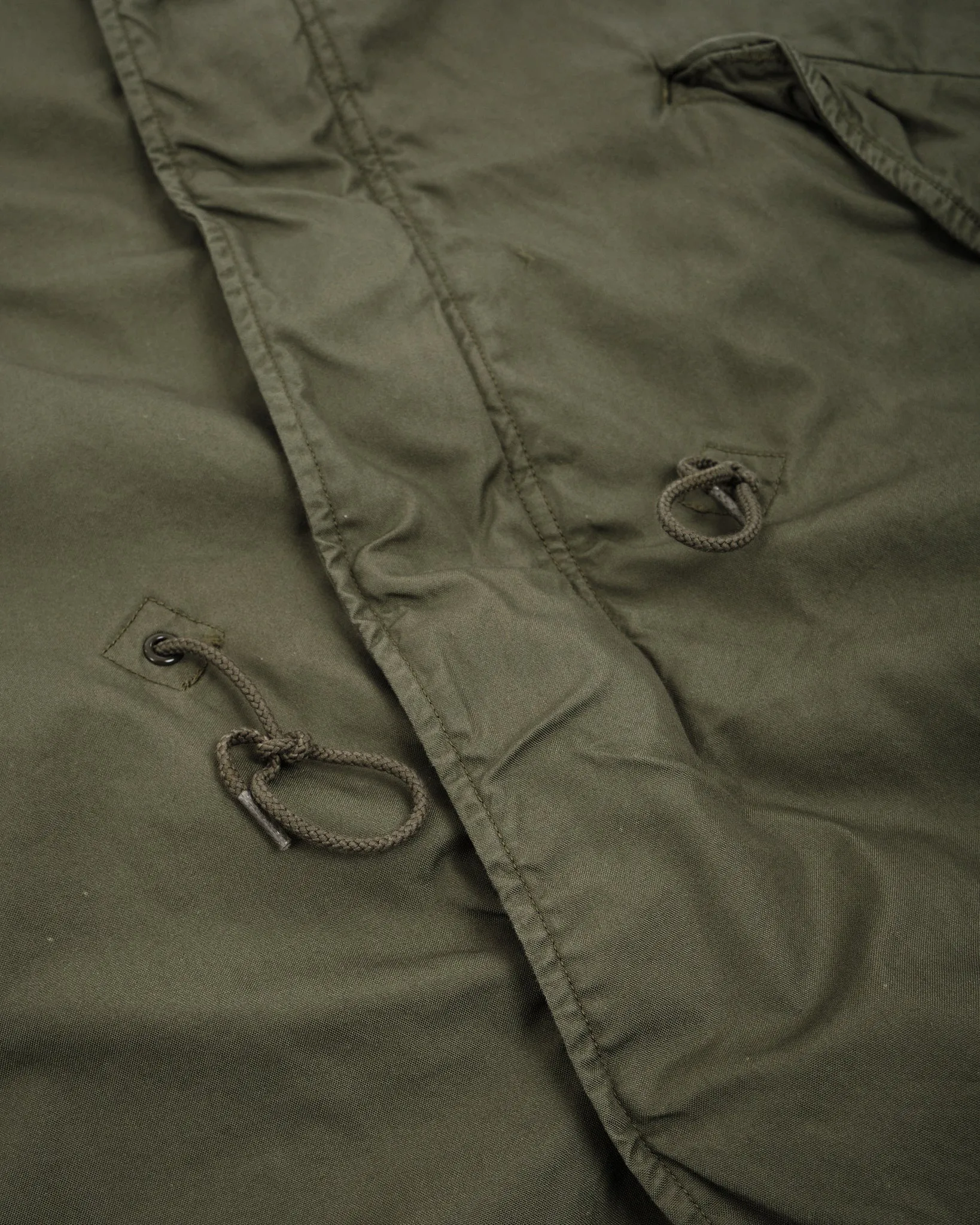 Vintage-Inspired M-65 Fishtail Parka in Army Green - Military Style Coat for Men
