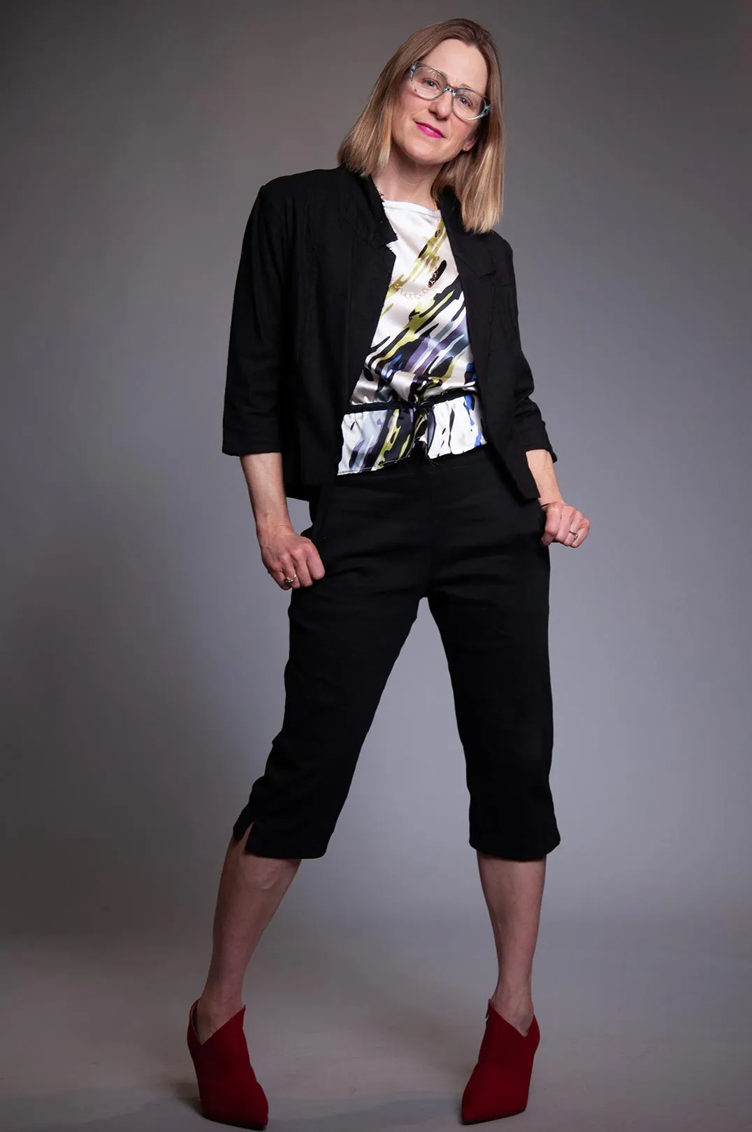 Stylish Black Denim Peddle Pusher Pants for Women