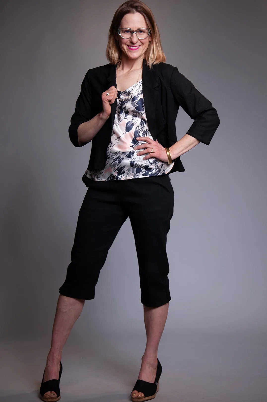 Stylish Black Denim Peddle Pusher Pants for Women