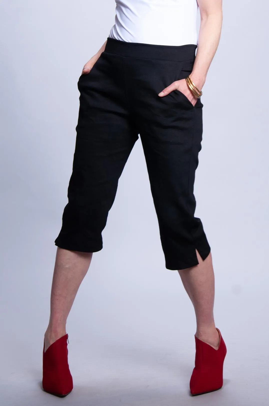 Stylish Black Denim Peddle Pusher Pants for Women